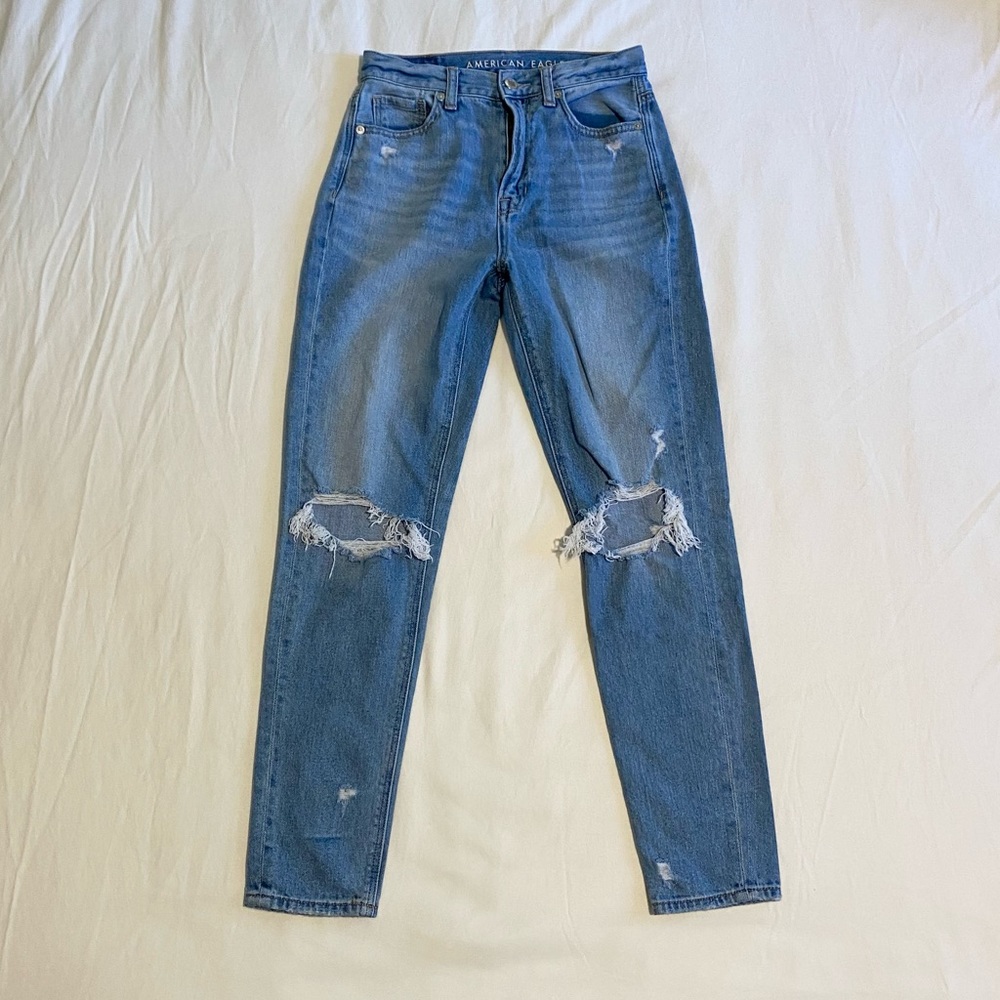 American Eagle distressed Skinny Jeans
